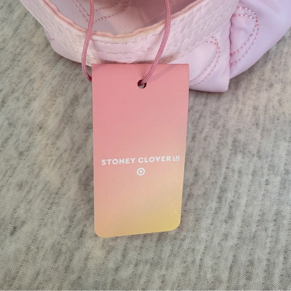 Pink Heart Patterned Pouch - Picture 9 of 13